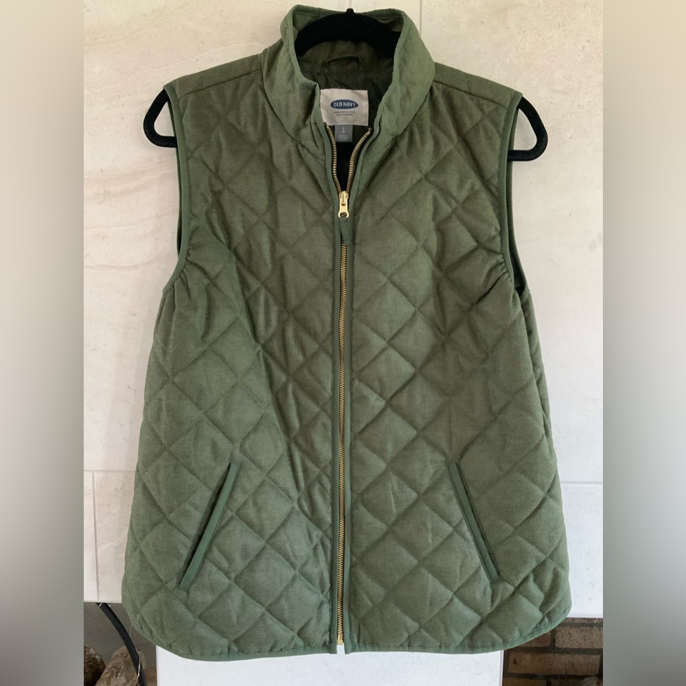 Old Navy Green Quilted Vest
